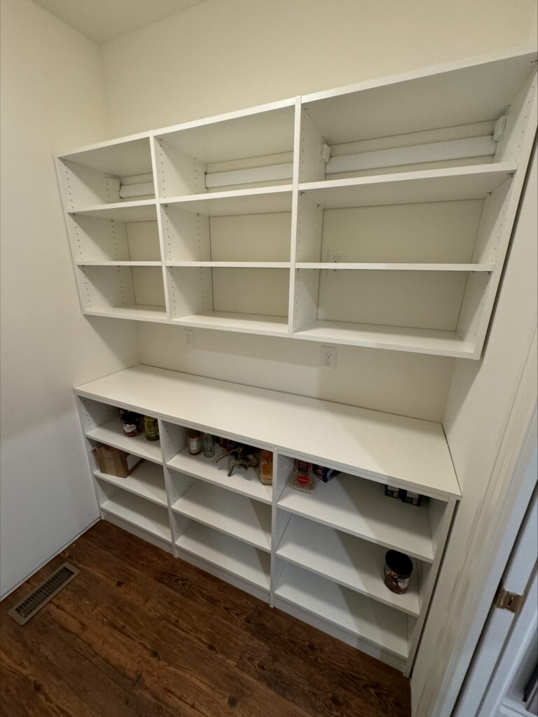 LAM hanging pantry