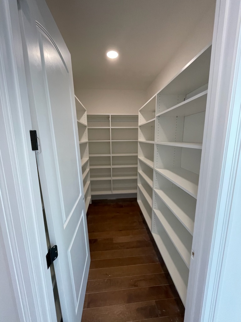 LAM hanging storage closet